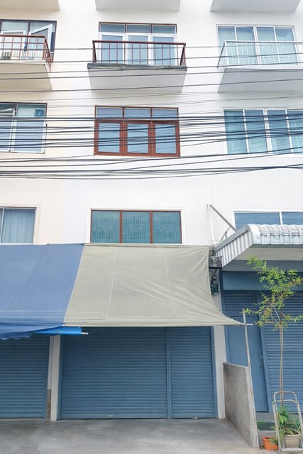 รูปภาพหลัก