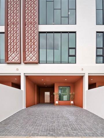 รูปภาพหลัก